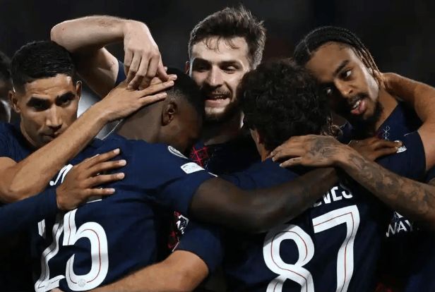 lol比赛竞猜 -太狠了！本菲卡扳平良机备战德国杯国际比赛日波特兰开拓者备战NBA常规赛，圣安东尼奥马刺关键时刻扳平良机 